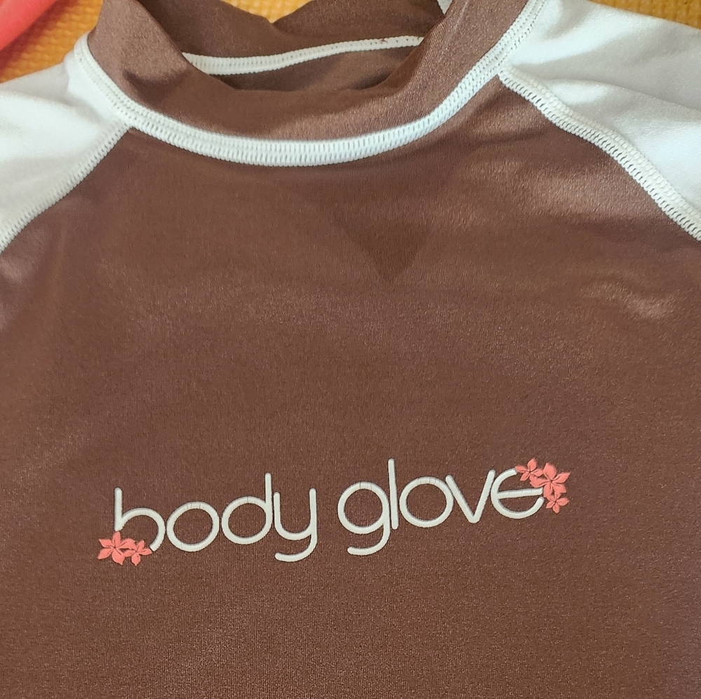 Body Glove Rash Guard - Picture 3 of 6